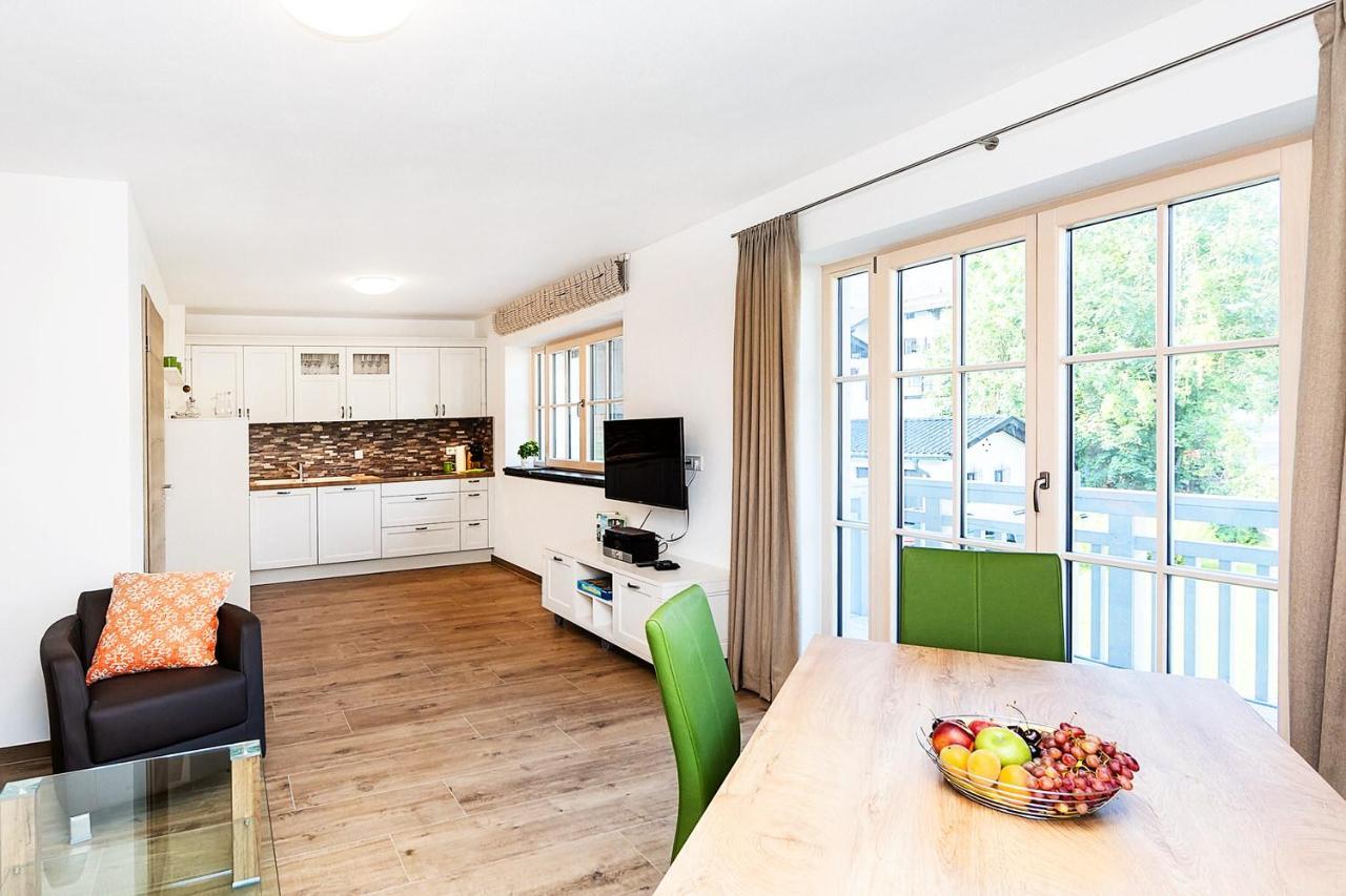 Ferienwohnung Hoefle Garmisch-Partenkirchen Exterior photo